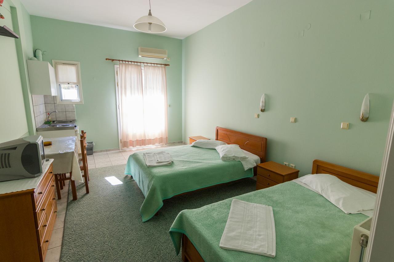 Costa-Rini Hotel Леонидион Экстерьер фото